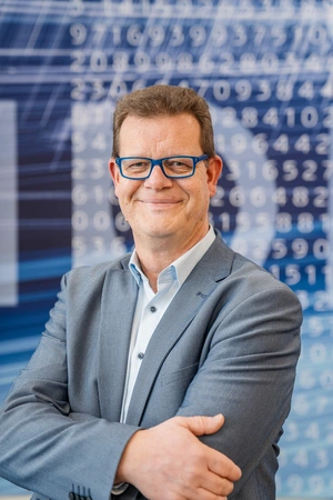 Picture of Frank Schneider, Leiter Buchhaltung bei der api GmbH